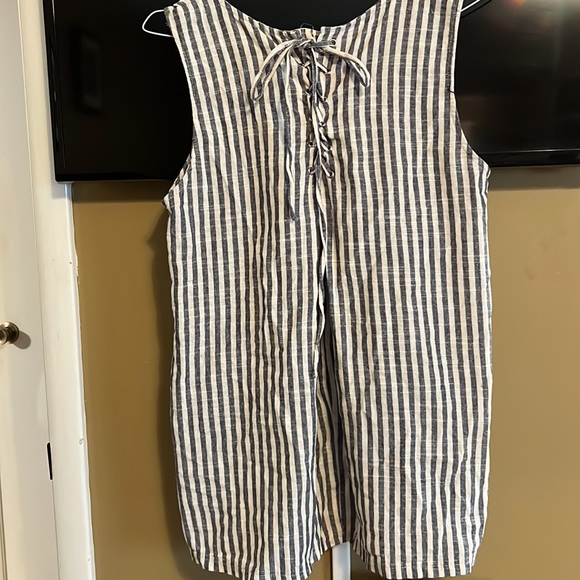 Cute Linen top - Picture 4 of 4